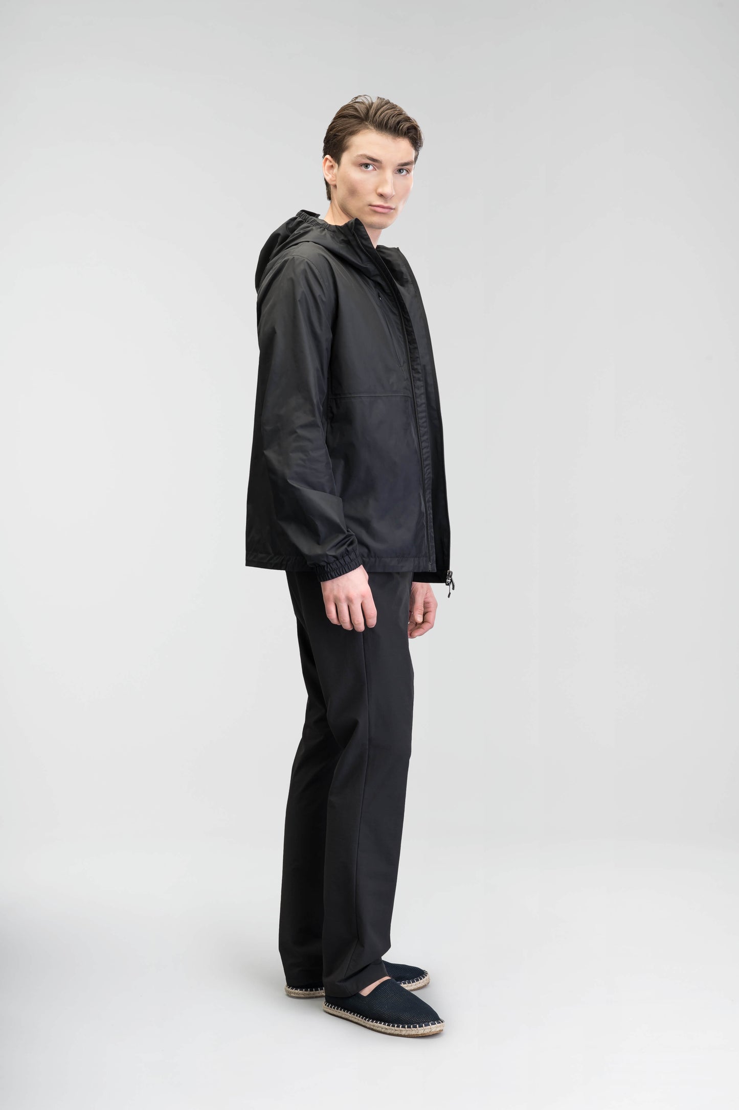 Onyx in Black