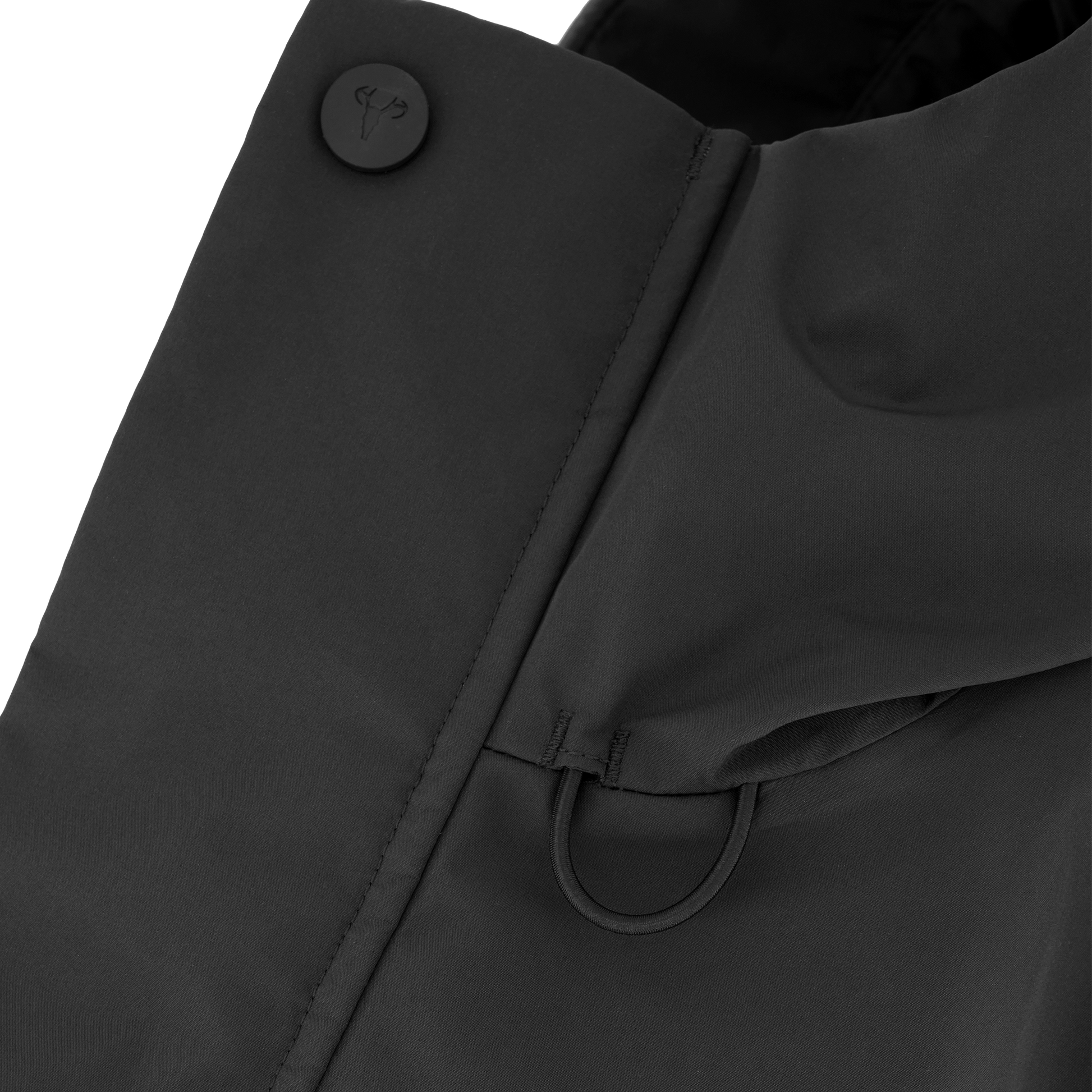 Upton long jacket in Black in 3-ply Micro Denier fabric with DWR coating, featuring a two-way zipper with magnetic closure, hidden mesh ventilation, and underarm vents. Designed for weather protection and tailored comfort.